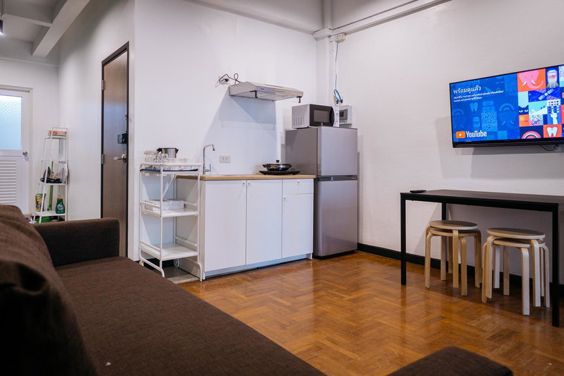 T3 TWO Bedrooms WIFI Full kitchen 1 min to BTS, Bangkok, Thailand