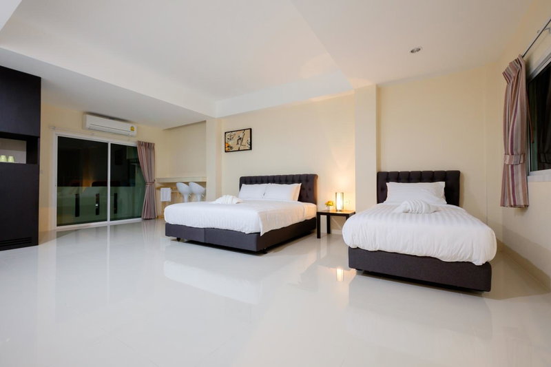 Wisdom Hotel, Samut Songkhram, Thailand