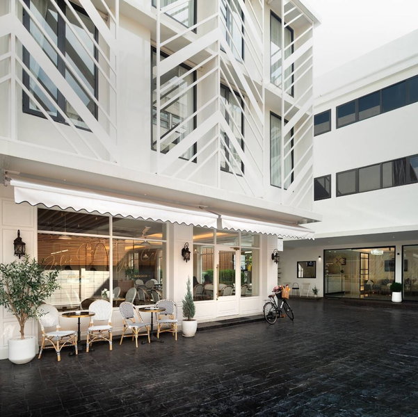 Lucky Hotel Bangkok, Bangkok, Thailand