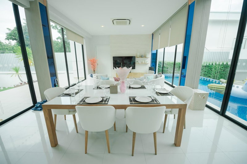 Movenpick Pool Villa by Hello Pattaya, Na Jomtien, Thailand