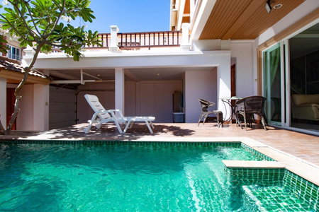 3 Bedroom Town Villa With Private Pool, Pattaya South, Thailand