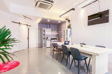 Quite Grove Hotel, Bangkok, Thailand