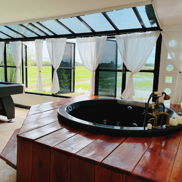 Penguin Villa Resort & Bistro, Ratchaburi, Thailand