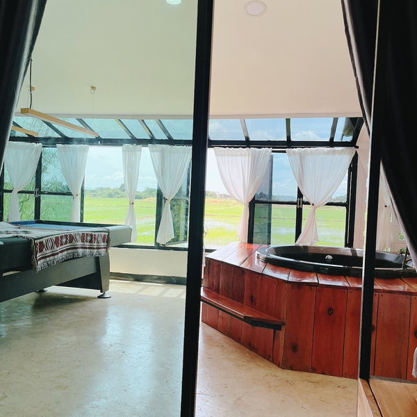 Penguin Villa Resort & Bistro, Ratchaburi, Thailand