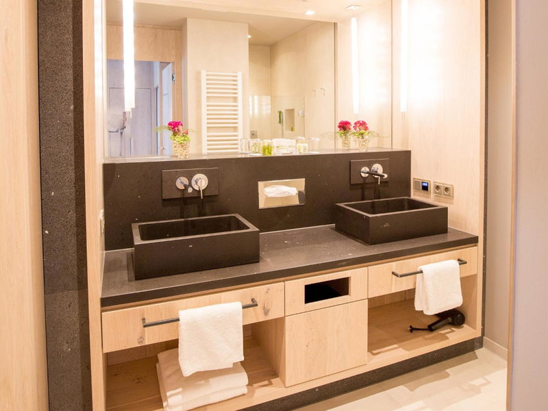 monte mare SAUNA-SPA-SPORTS-HOTEL, Andernach, Germany