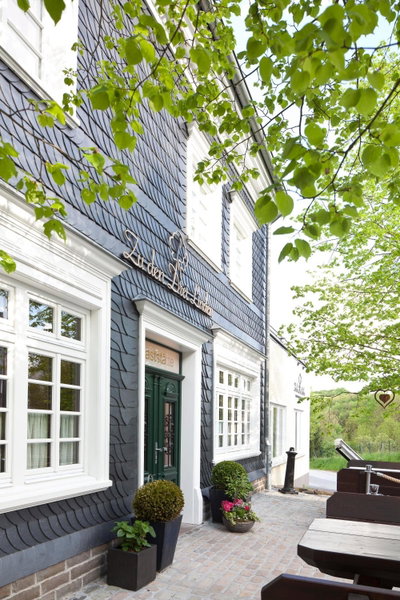 Zu den Drei Linden - Hotel & Restaurant, Wermelskirchen, Germany