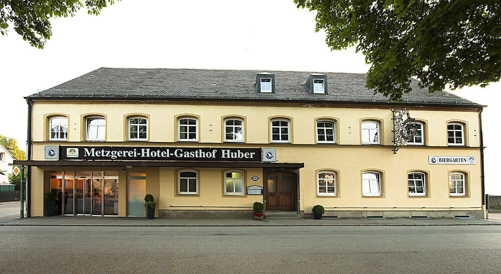 Hotel · Hotel Huber, Moosburg