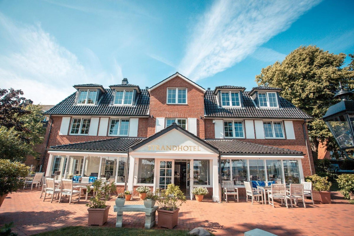Hotel · Strandhotel Strande, Strande