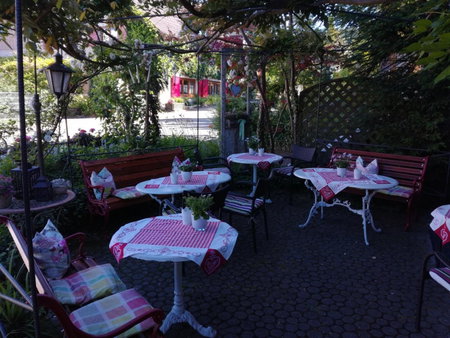 Alte Schreinerei-Auberge Harlekin, Singen, Germany