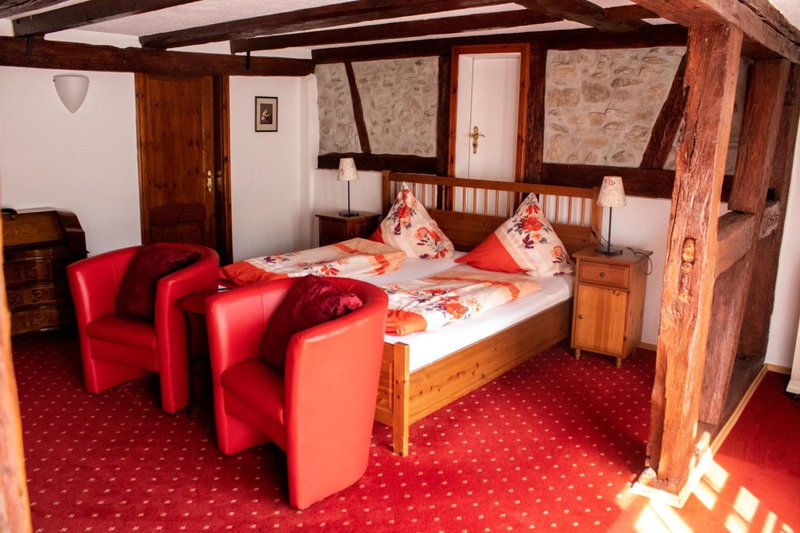Hotel Herberge zur Traube, Bad Wimpfen, Germany