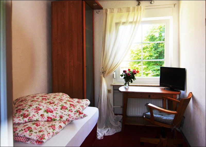 Hotel Herberge zur Traube, Bad Wimpfen, Germany