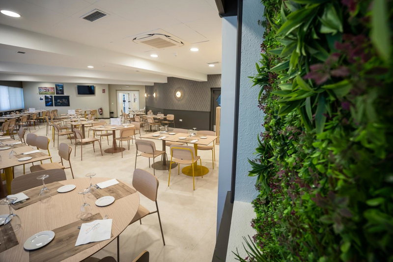 Hotel Restaurante Cadosa, Soria, Spain