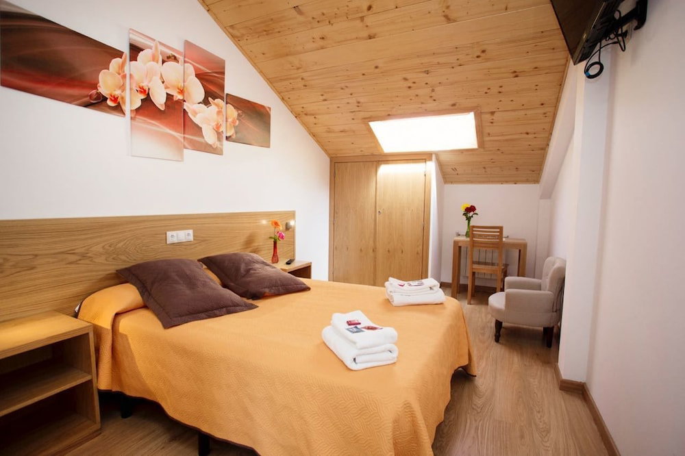 Hotel · Complexo Xacobeo, Triacastela