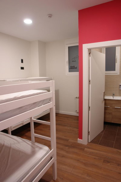 Hostel Trovadores, Burgos, Spain