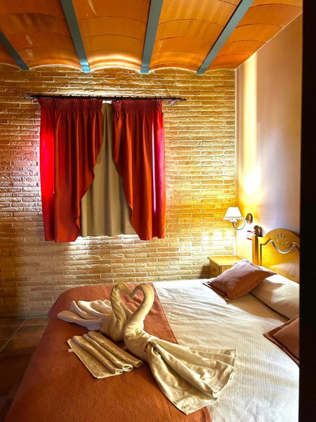 Hostal meson del rey, Olocau del Rey, Spain