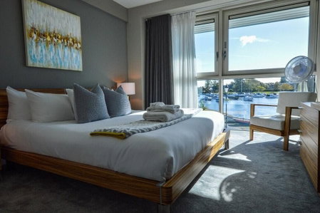 Captains Club Hotel, Christchurch, United Kingdom