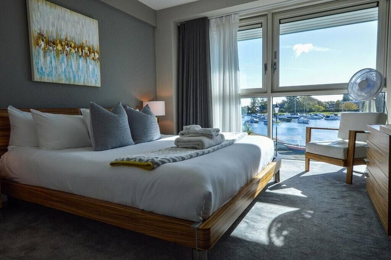 Captains Club Hotel, Christchurch, United Kingdom