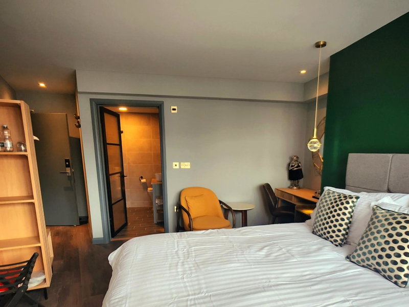 Pinnacle Suites Hotel, Cowes, United Kingdom