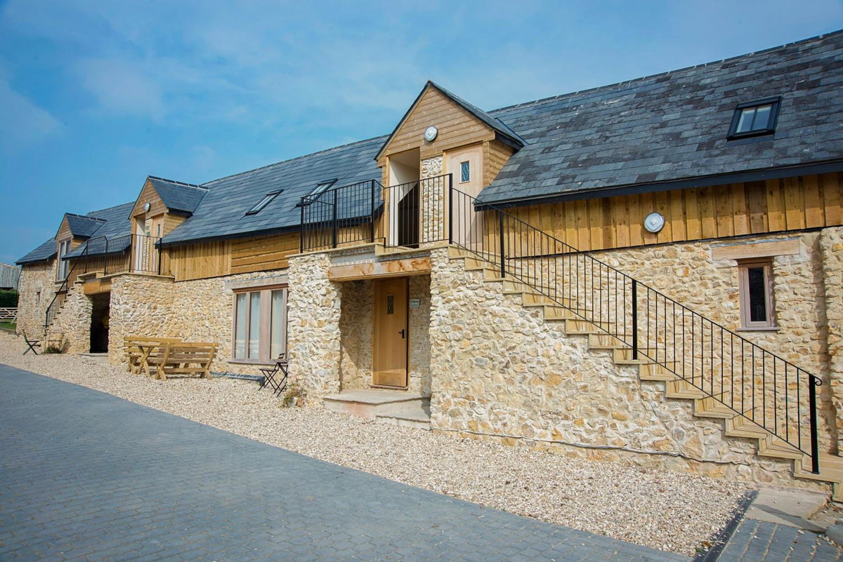 Hotel · Hills Farm Stays, Kilmington