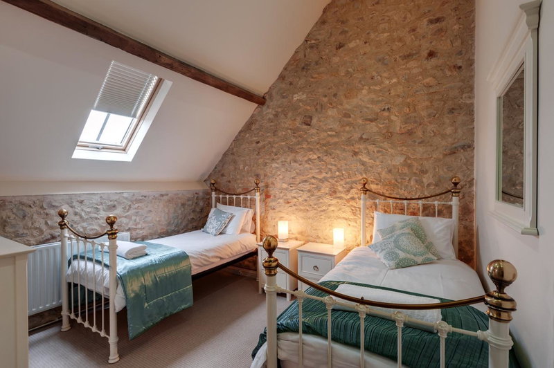Hills Farm Stays, Kilmington, United Kingdom
