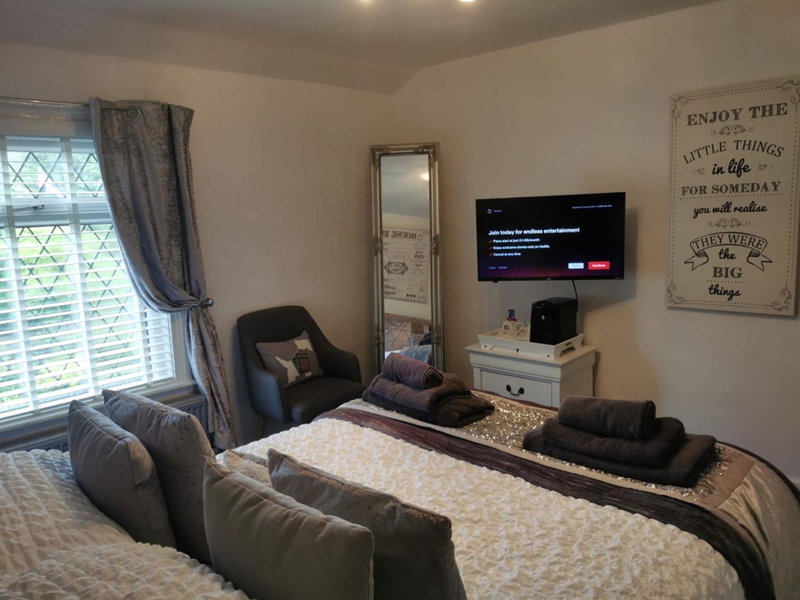 2-Bed House in Macclesfield Cheshire, Macclesfield, United Kingdom