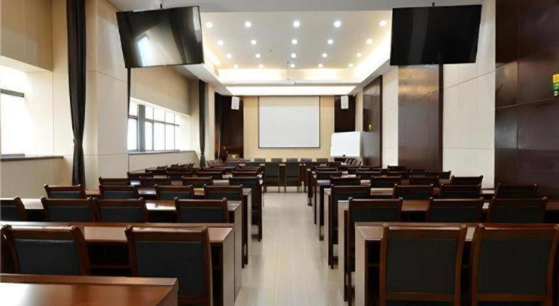 City Comfort Inn Wuhan Guanggu Finance Port, Wuhan, China