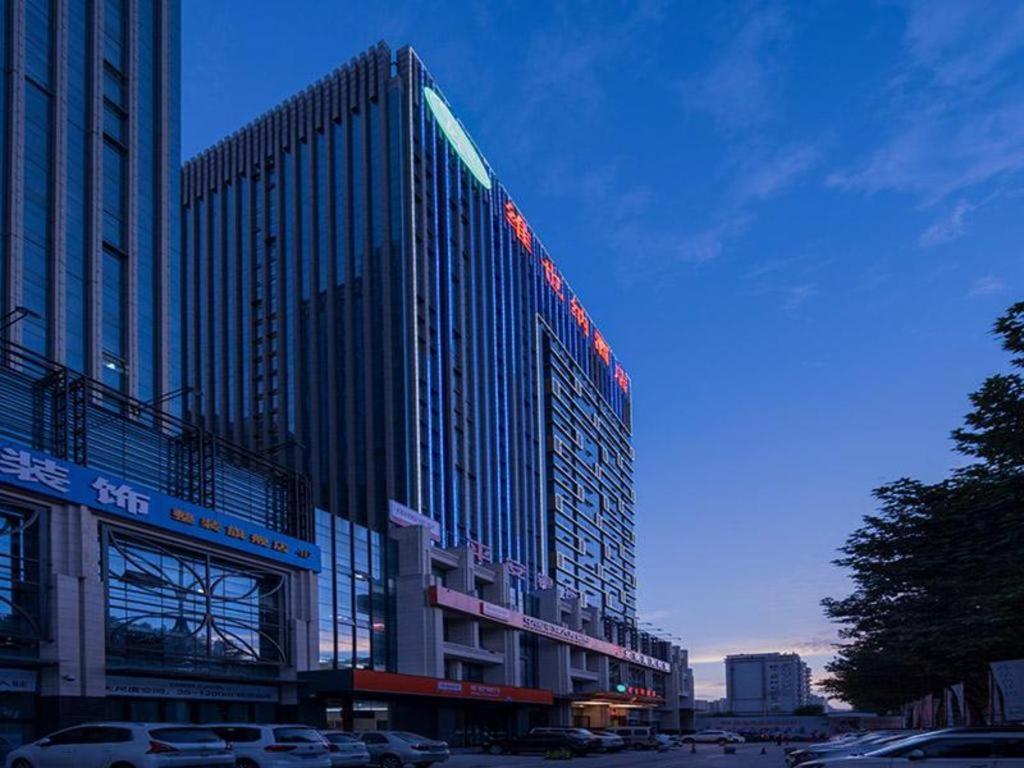 Hotel · Vienna Hotel Henan Luoyang Jiudu Road Wanda, Luoyang