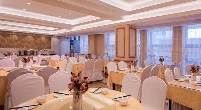 Vienna Hotel Henan Luoyang Jiudu Road Wanda, Luoyang, China