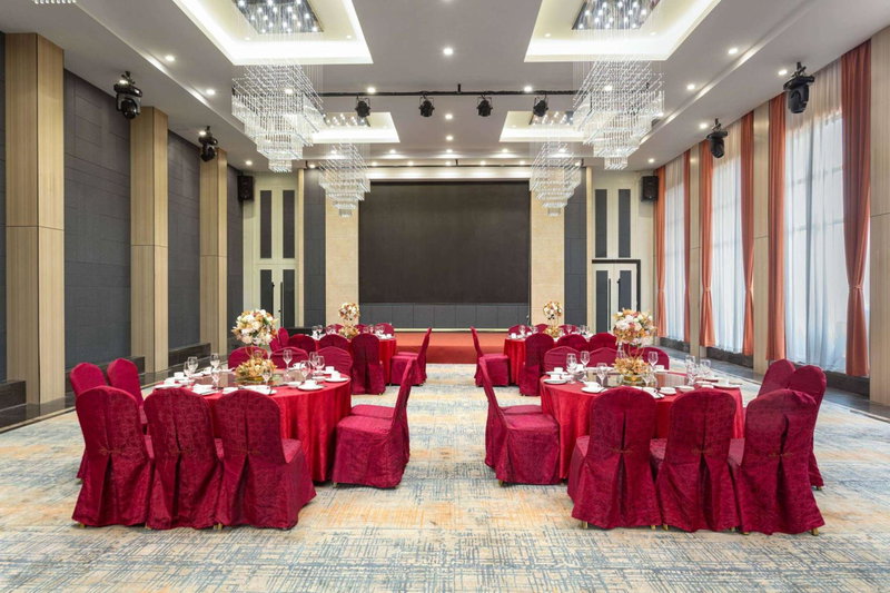 La Quinta by Wyndham Qionghai Yinhai, Qionghai, China