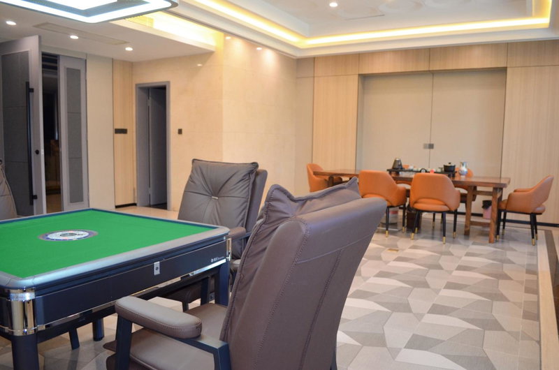 La Quinta by Wyndham Qionghai Yinhai, Qionghai, China