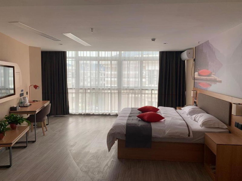 Thank Inn Hotel Shandong Heze Mudan District Bayi Road Pedestrian Street, Zhaolou, China