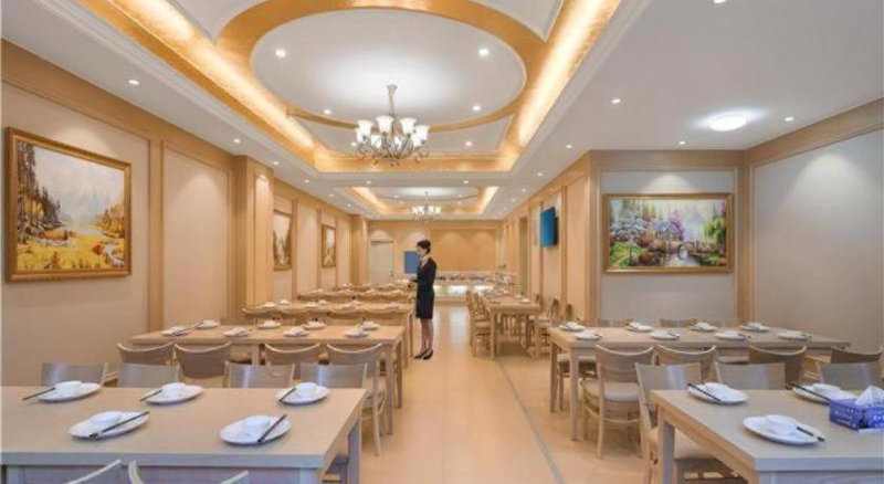Vienna Hotel Yuxi Hongta Avenue High-Speed Railway Station, Yuxi, China
