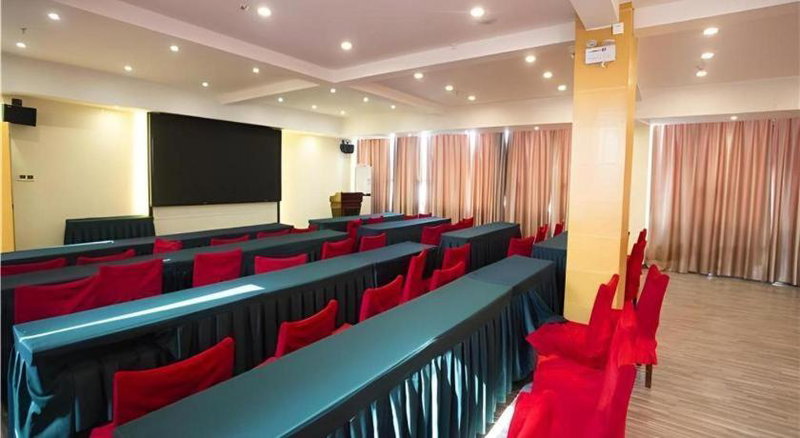 City Comfort Inn Huanggang Dongmen Road Wanda Plaza, Lukou, China