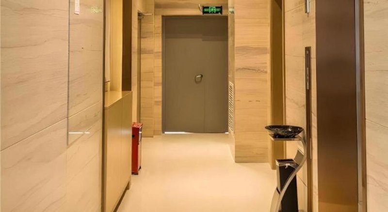City Comfort Inn Nanning Xiangsi Lake Gaoxin Avenue, Nanning, China