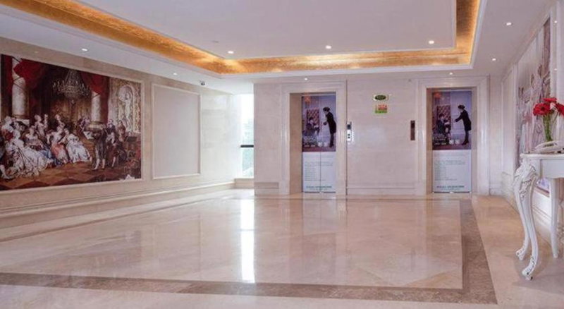Vienna Hotel Hunan Yiyang Jinshan Road Xiufeng Park, Yiyang, China
