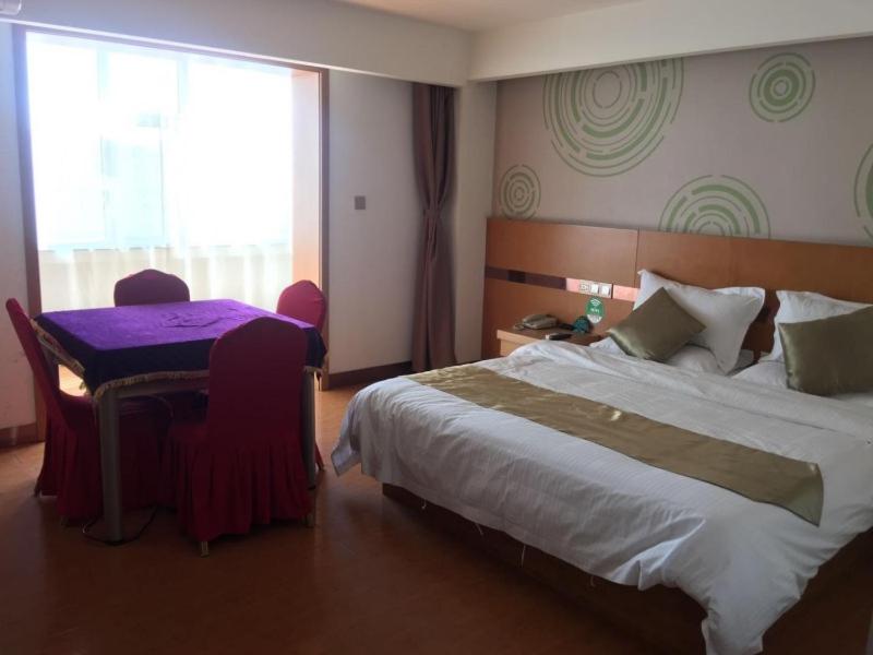 GreenTree Inn Shanxi Jinzhong South of Pingyao Ancient City Express Hotel, Pingyao, China