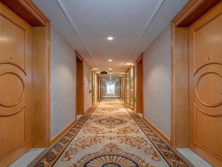 Vienna Hotel Zhengzhou Only Henan Movie Town, Zhongmou, China