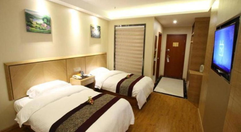 GreenTree Inn Jiangsu Wuxi Huishan High-Speed Rail Qianzhou Chongwen Road Business Hotel, Wuxi, China