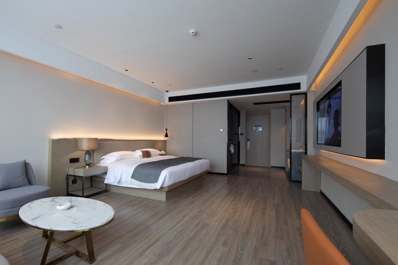Echarm Hotel Chengmai Old Town Software Park, Bailian, China