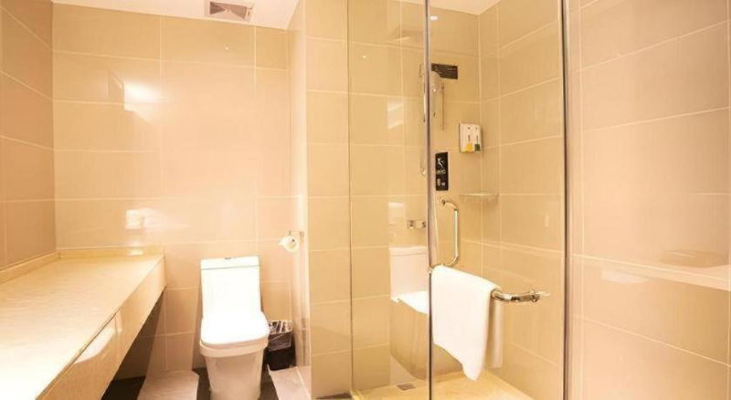 City Comfort Inn Nantong Qidong Renmin Zhong Road Xingfudao, Hui-lung-chen, China
