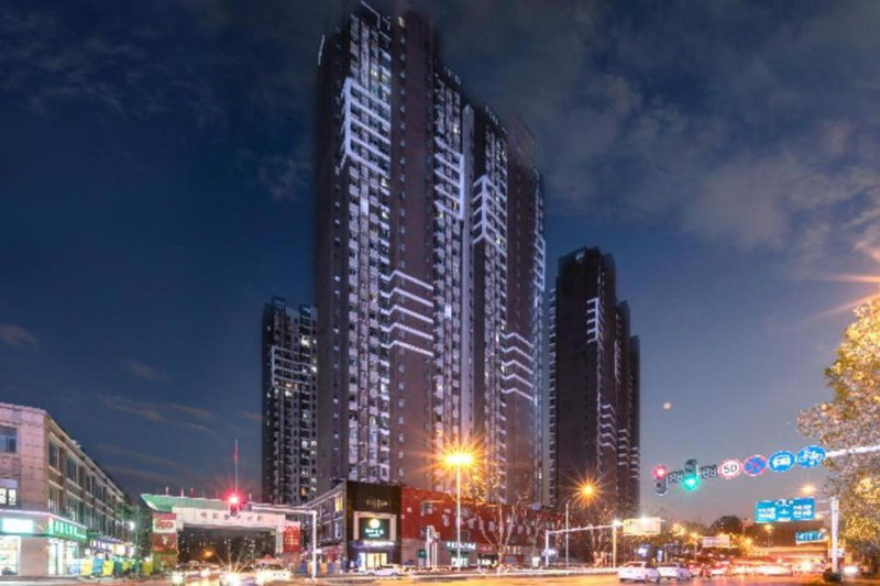 City Comfort Inn Wuhan Jindi Plaza Luojiagang Metro Station, Wuhan, China