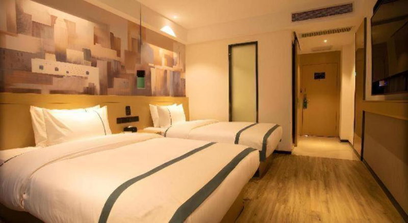 City Comfort Inn Huaihua East Station, Huaihua, China