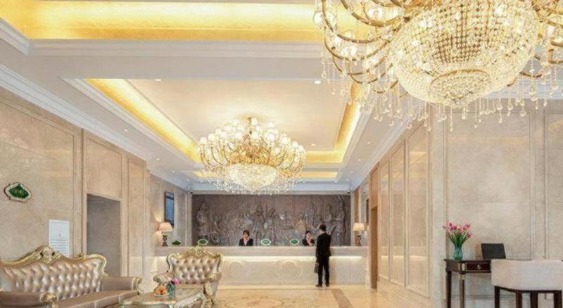 Vienna Hotel Shandong Zibo Yida Plaza, Zibo, China