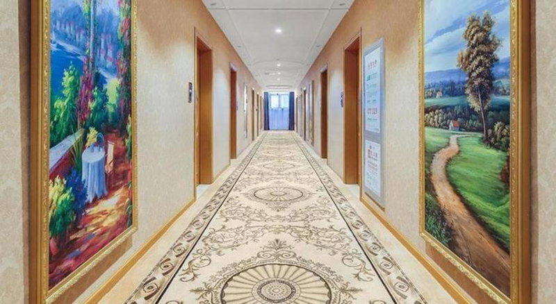 Vienna Hotel Taicang Shanghai East Road Landu Branch, Zhoujiating, China