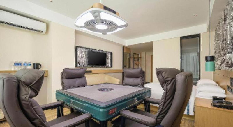 City Comfort Inn Haikou Zhongjie Road Walking Street, Haikou, China