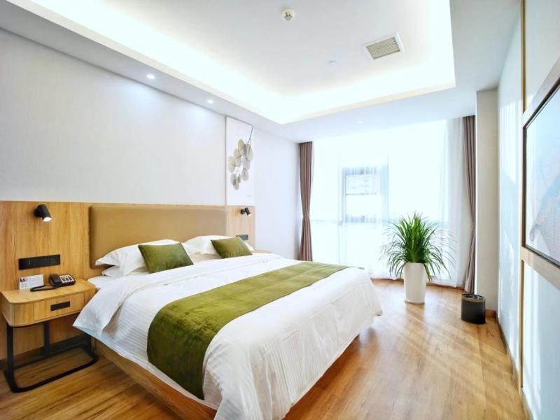 GreenTree Inn Changzhou Xuebu Eastern Salt Lake City, Miaoxi, China