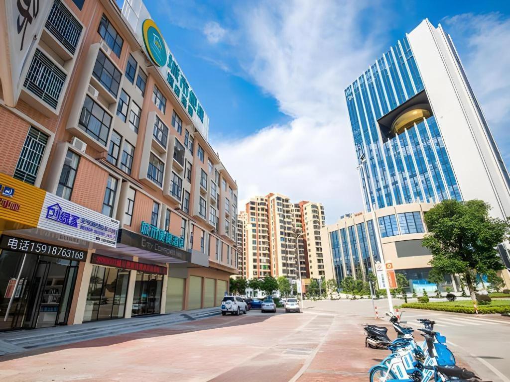 City Comfort Inn Heyuan Jianji Shopping Center Wanda, China