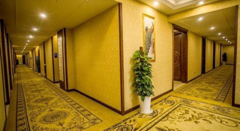 Vienna Classic Hotel Shanghai Jinshan New City Wanda, Nanhui, China