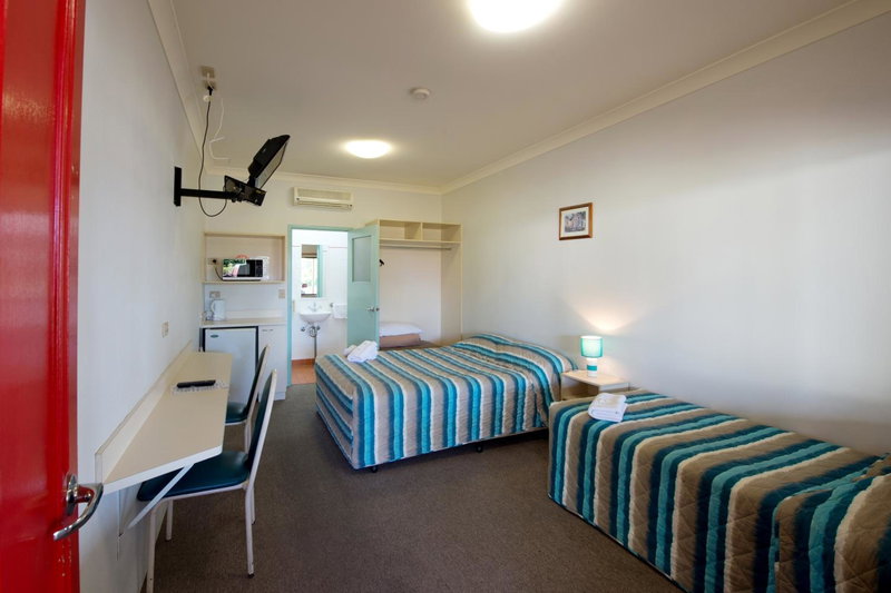 Lamington Hotel Motel - Detached Motel, Maryborough, Australia