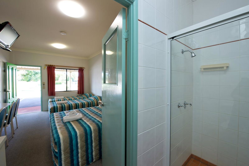 Lamington Hotel Motel - Detached Motel, Maryborough, Australia